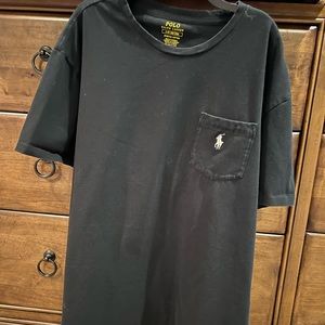 Mens Large black tee
